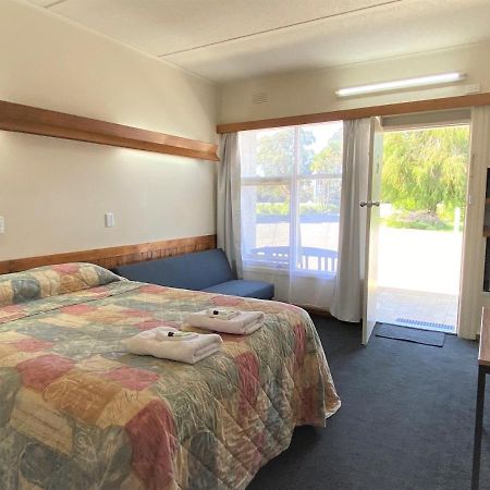 The Terang Motor Inn Extérieur photo